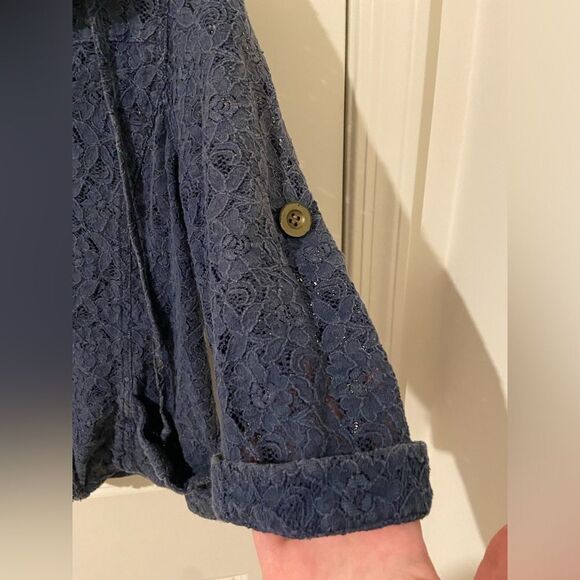 HOST PICK 🎉Lace jacket - Picture 3 of 9